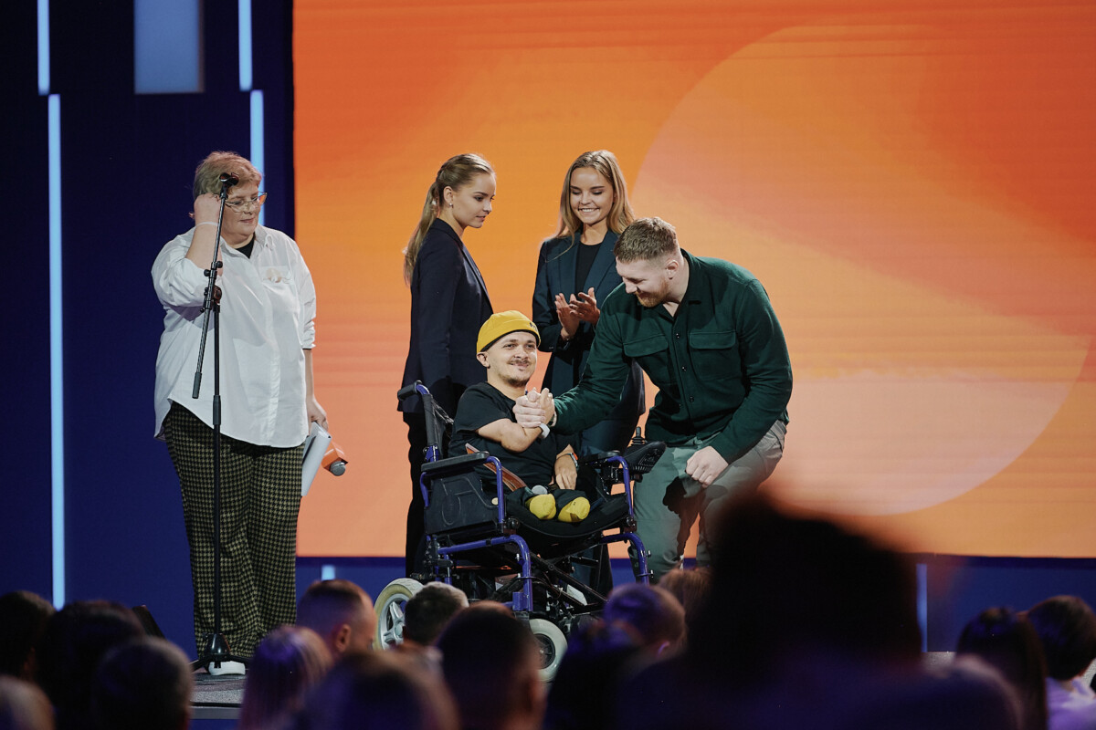 «Диджей на коляске» Никита Спирин стал победителем в номинации «Возможности без границ»